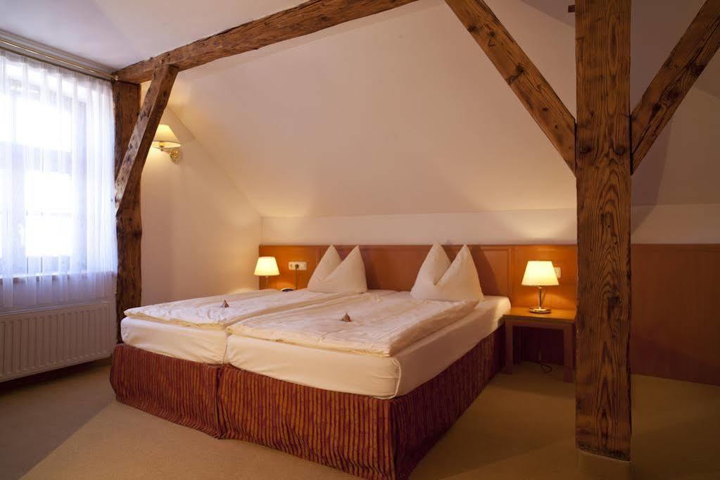 Hotel Angerbraeu Мурнау-ам-Штаффельзе Екстер'єр фото